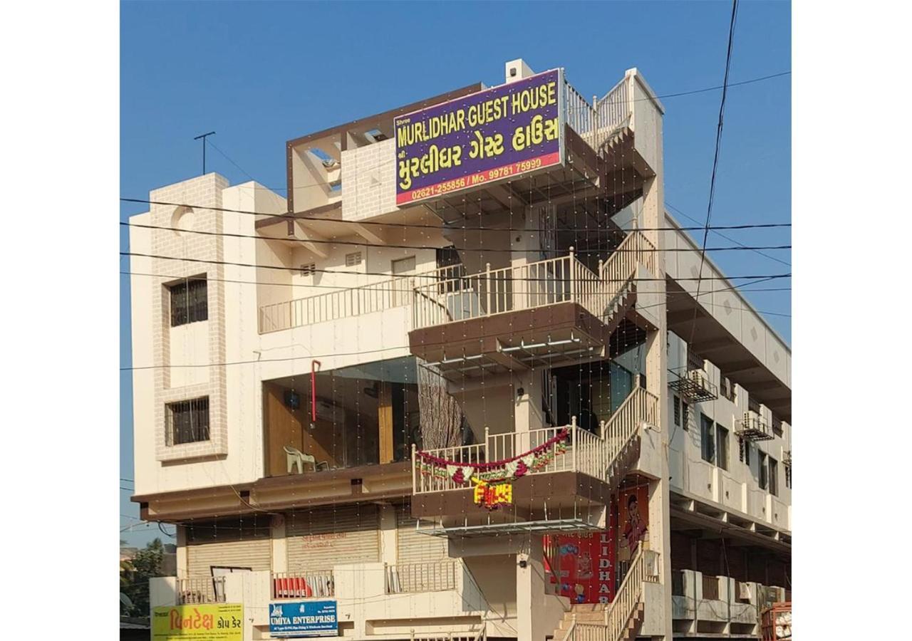 Shree Murlidhar Guest House Szúrat Kültér fotó